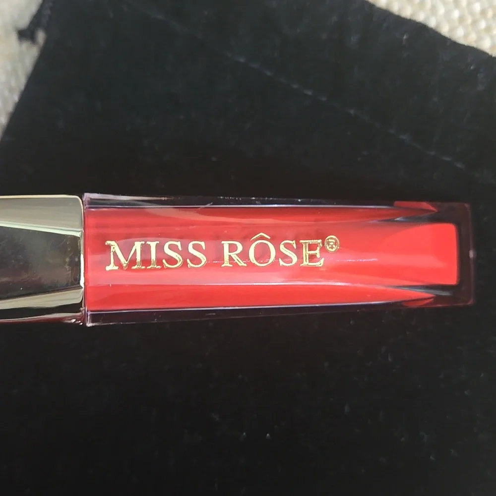 Miss Rôse Red Tint Lip Gloss Plus 3 More!